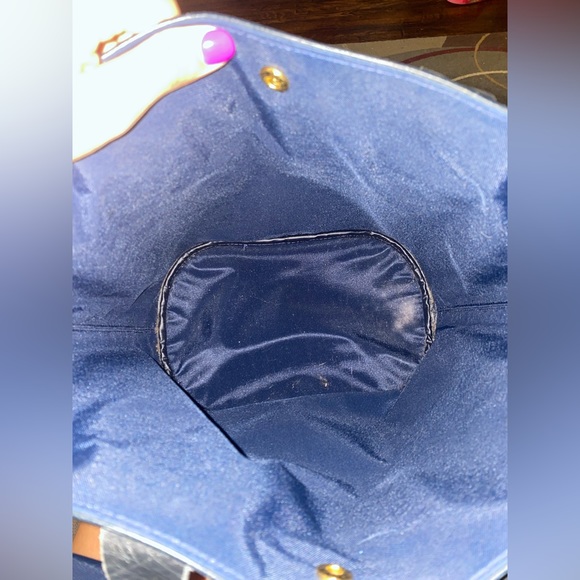 AUTHENTIC LONGCHAMP NAVY LEATHER SHOULDER/TOTE BAG WITH ZIPPER CLOSURE - Picture 4 of 16